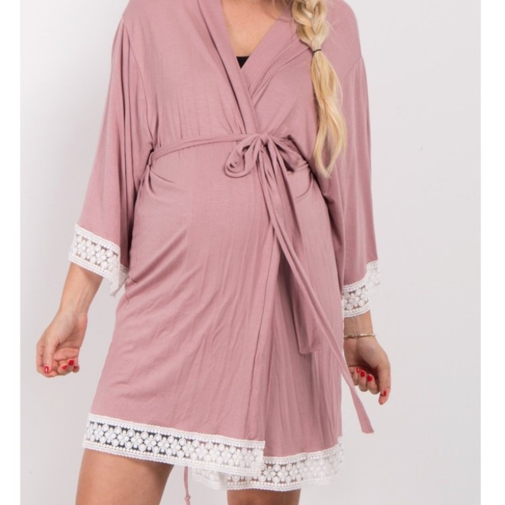 Crochet Trim Delivery/Nursing Maternity Robe